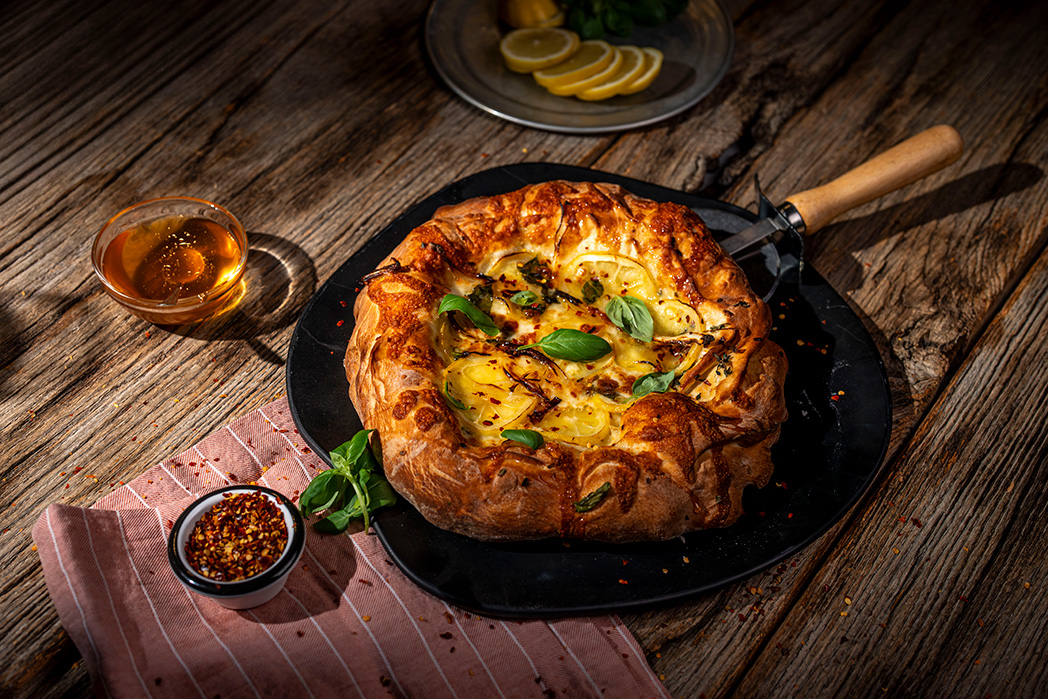 Lemon and Basil Pizza  